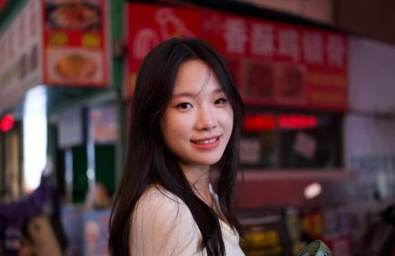 English-speaking Jiangxi guide: Gan Xinya