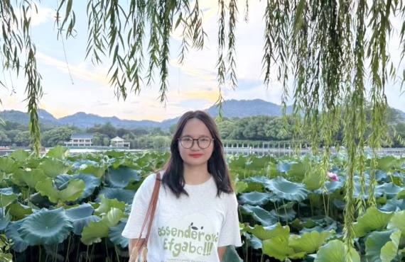 English-speaking Jiangxi guide: Liao Zhixia