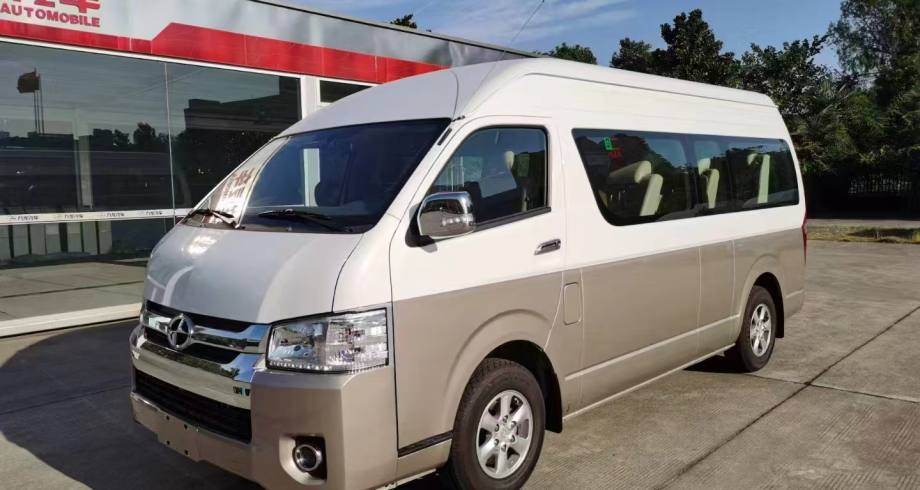 Vehicle photo 1
