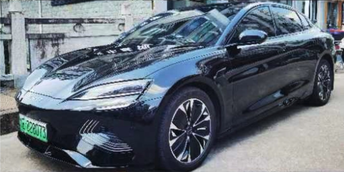 BYD Seal — 5 Seats - vehicle photo 1