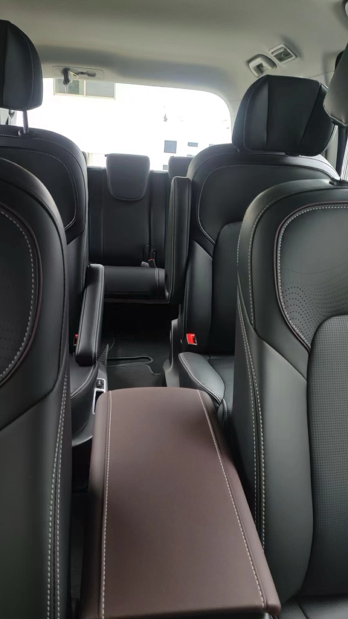 GAC Trumpchi M6 — 7 Seats - vehicle photo 2