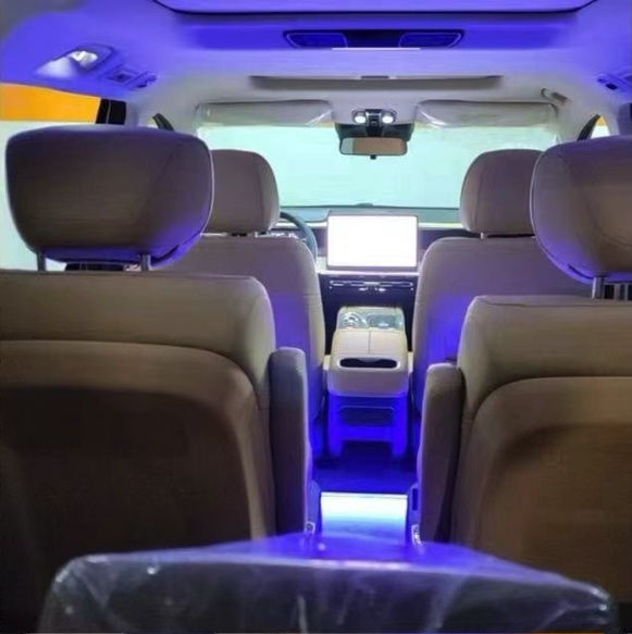 GAC Trumpchi E8 — 7 Seats - vehicle photo 1