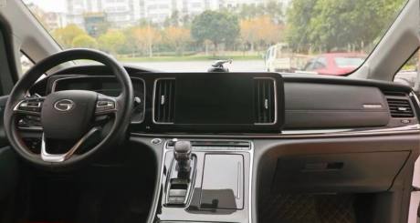 Vehicle photo 1